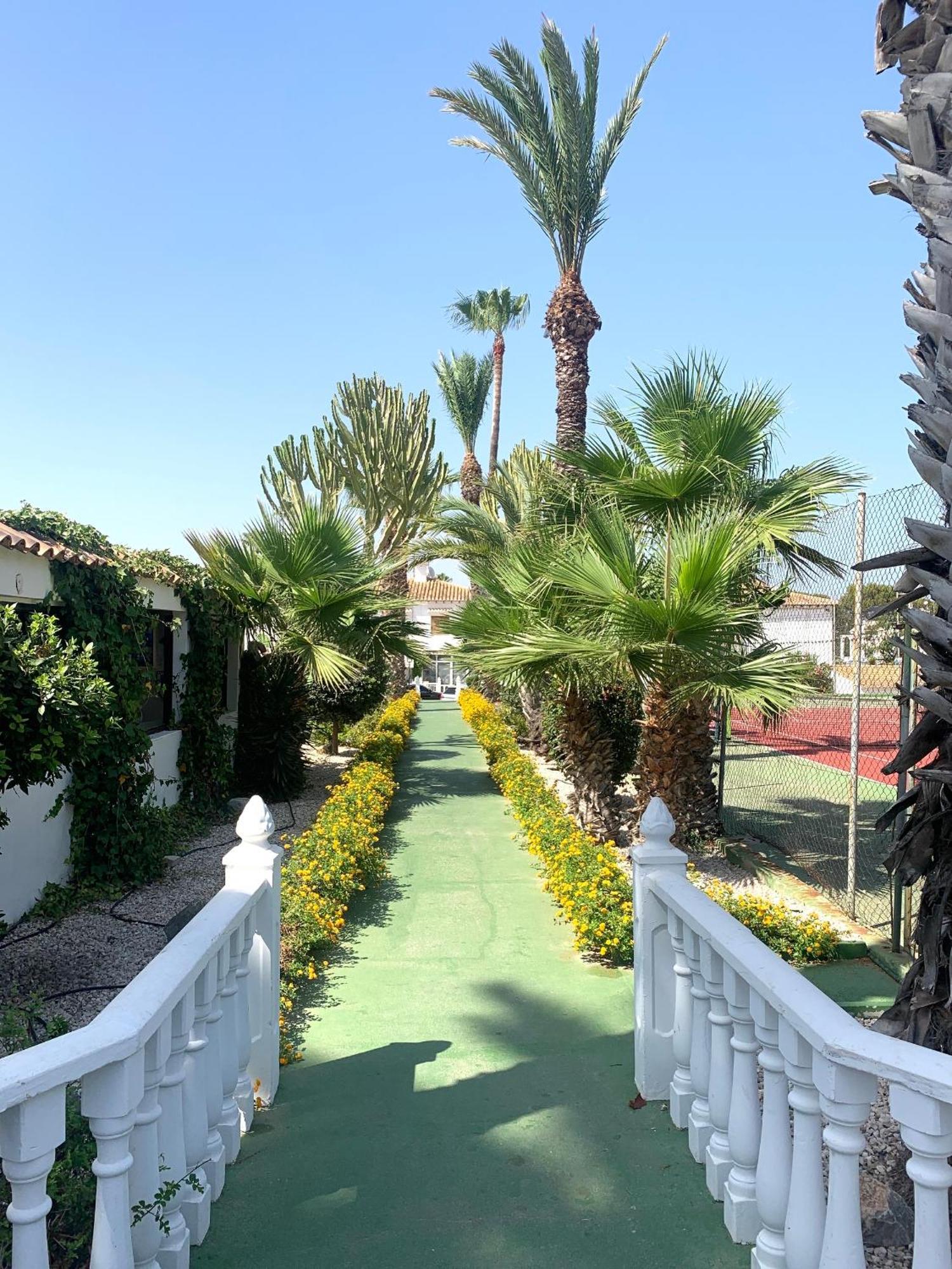 Lagovista45 Torrevieja Kültér fotó